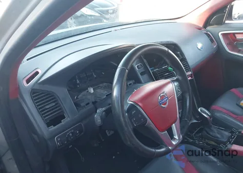 2017 Volvo Xc60 T5 Inscription from USA, damaged, VIN YV440MDU7H2008972